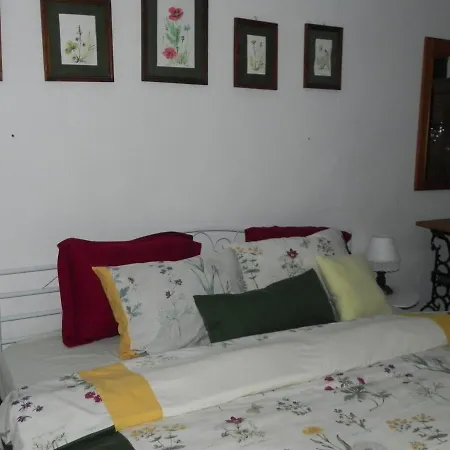 Iedera Casa De Familii 1 3* Felsőpián