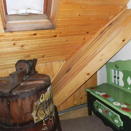 Vendégház Iedera Casa De Familii 1